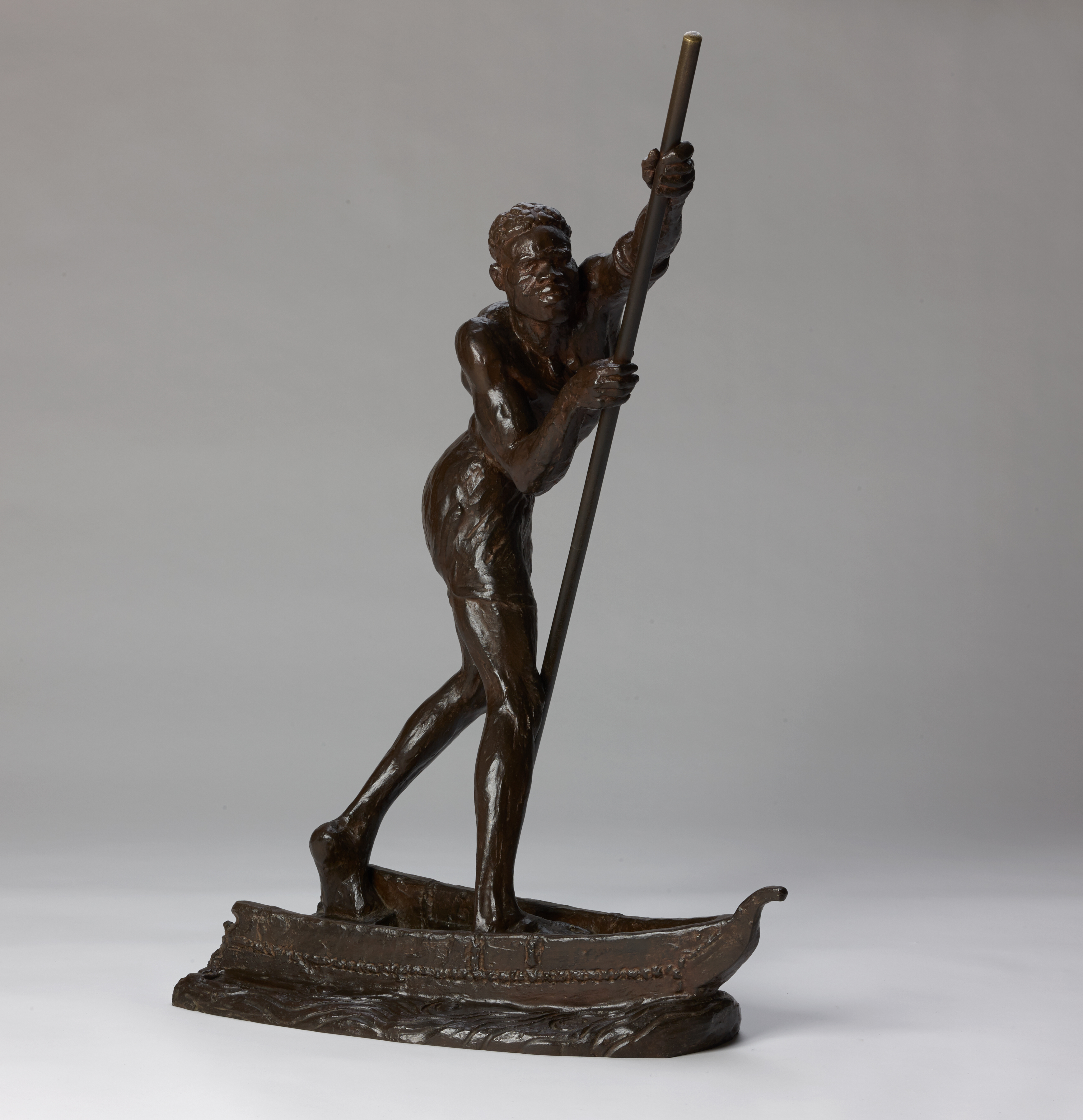 Anna QUINQUAUD, Laptot du Niger ou Le piroguier, 1925, Bronze patiné, fonte d’époque à la cire perdue, collection musée des Beaux-Arts de Brest