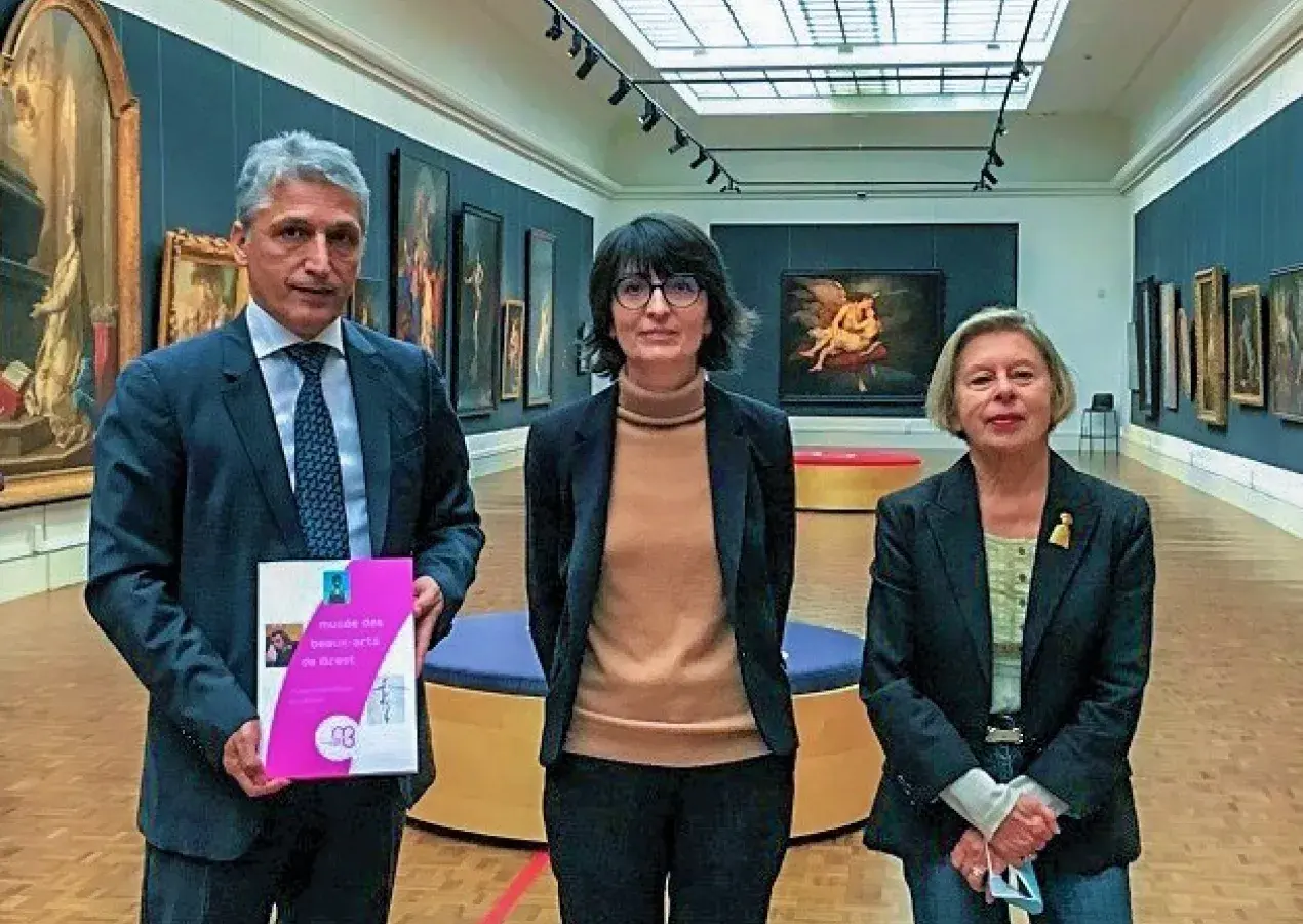 Le projet scientifique et culturel présenté par (de gauche à droite sur la photo) Réza Salami, Sophie Lessard et Annick Trinquet (Amis du musée) porte en lui les contours du musée des Beaux-arts de Brest métropole pour le XXIè siècle.